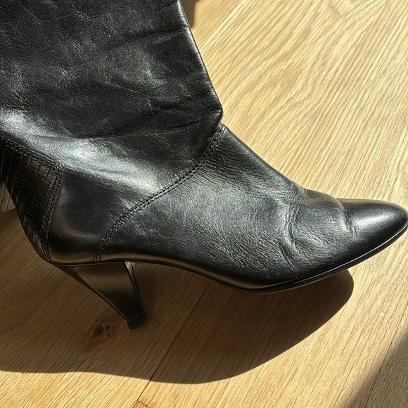 Vintage Etienne Aigner Black Leather Boots - Picture 6 of 8
